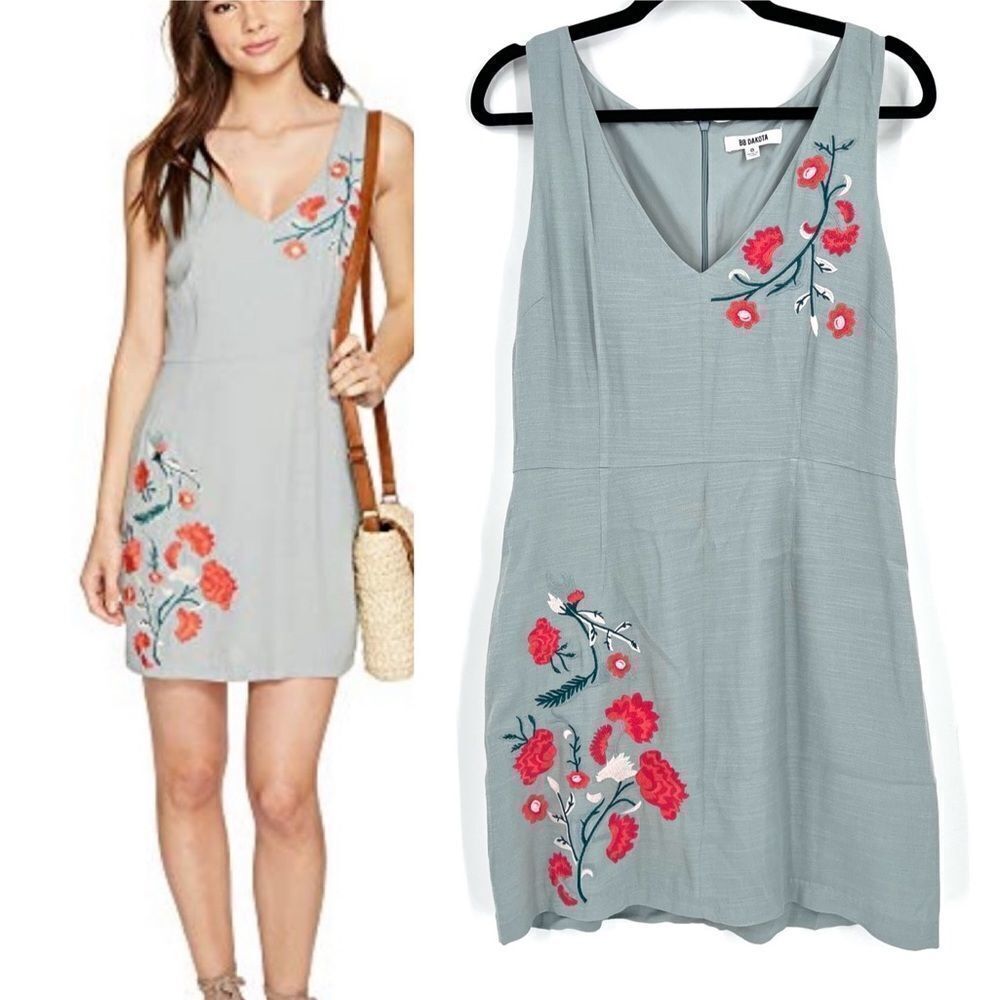 NWT BB Dakota Tullie Embriodered Textured Dress Size 8